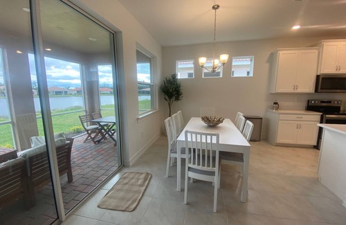 Fort Myers House | New Elegant Vacation Home in Fabulous Fort Myers