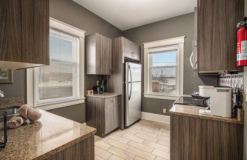 Central Business District House | NEW Entire Gorgeous Victorian Home Downtown Kalamazoo - Sleeps 16!