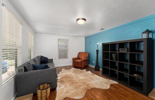 Dunbar House | New! Entire House, 5 Minutes from downtown
