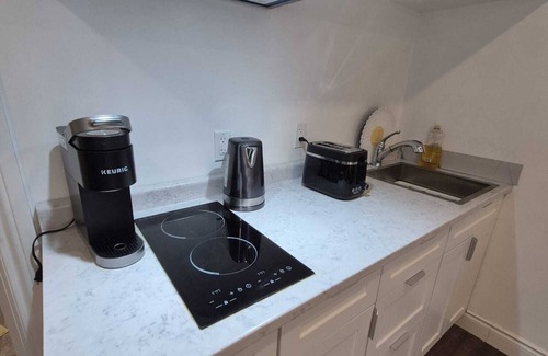 Guelph Apartment | New, Entire Studio Apartment