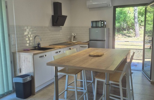 Saint-Martin-de-Valgalgues House | New house in the heart of the Cevennes Gardoise.