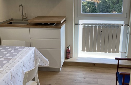 Desenzano del Garda City Centre Apartment | New Guido's apartm Villa Romana Desenzano del Garda - Lake view