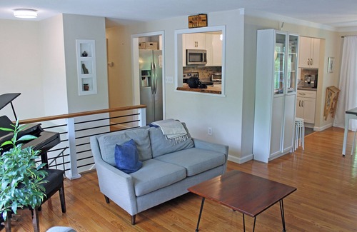 Merrimack House | New Hampshire Vacation Home