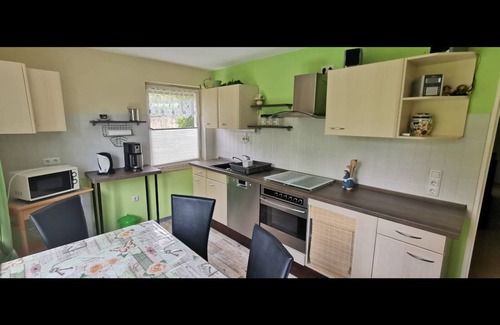 Elfershausen Apartment | NEW Holiday apartment on Schwedenberg