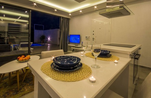 Uzumlu Villa | New Honeymon Villa with Totally Private Pool and Indoor Pool, in Village Setting