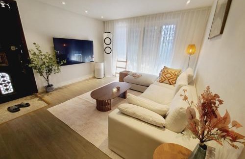 Sinchon-dong House | New Hongdae cozy house proven 3BR