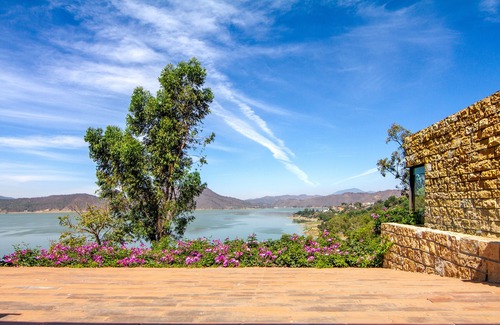 La Capilla House | New I Above Casa Serravalle I Valle de Bravo I Luxury I Views