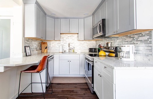 Livingston Manor House | NEW: In-town home w/fire-pit in Livingston Manor
