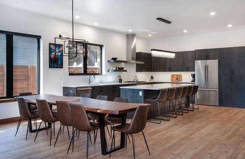 Whitefish House | New! Inspiration Luxury Group Retreat - Sleeps 18