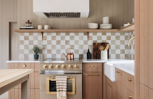 Union Pier House | NEW! Juniper Presents: The Moss - A 2 Bed/1 Bath Townie Cottage, Walk to Beach