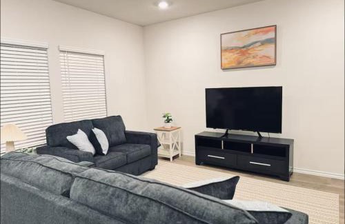 Sherman Villa | NEW King Bed Private Yard Near Everything