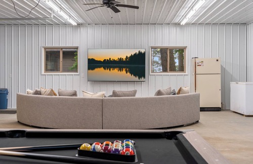 Cushing Cabin | NEW! Lake Alexander, Swimming, Game Room, Views