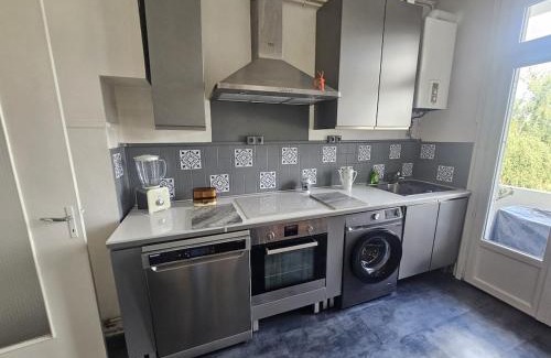 Melun Apartment | NEW-Le Balcone View-Wifi-City Center