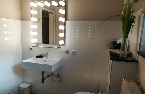 Bad Lippspringe Apartment | New lip pearl at Arminius Park Bad Lippspringe modern, newly renovated, balcony
