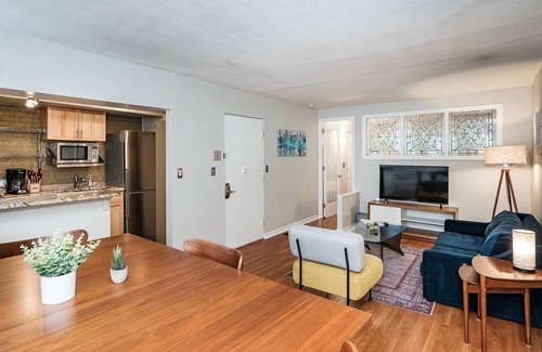 Shawmut House | * NEW Listing * A True GEM in South End , Boston!