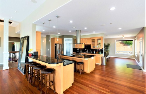 Forest Grove House | New Listing - Breathtaking vacation/work remotely in wine country!