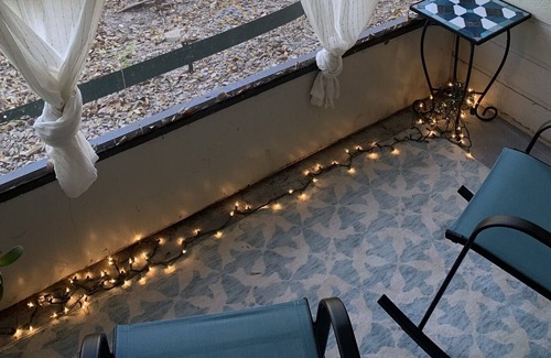 Fort Worth Apartment | NEW LISTING -COZY COMFORT/POOL/ NEAR TCU 10 MINS TO DOWNTOWN/Dickies stadium