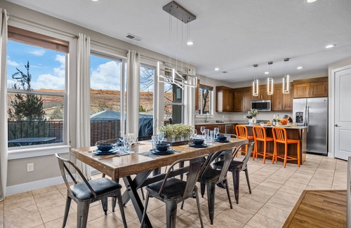 Moab House | New Listing: Discounts | Pool/Spa | Garage | Kid/Pet Friendly | DT Location | 664