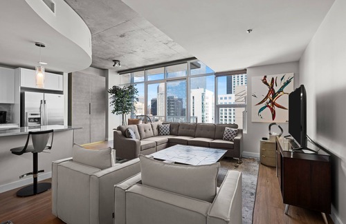 Downtown Denver Condo | New Listing! Downtown Living At Its Finest at The Spire - Executive Rental