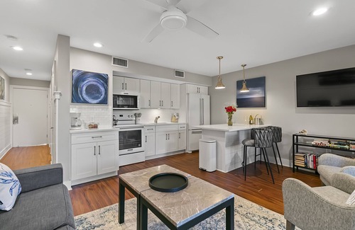 West Beach Village Villa | New listing! Easy beach access, central location