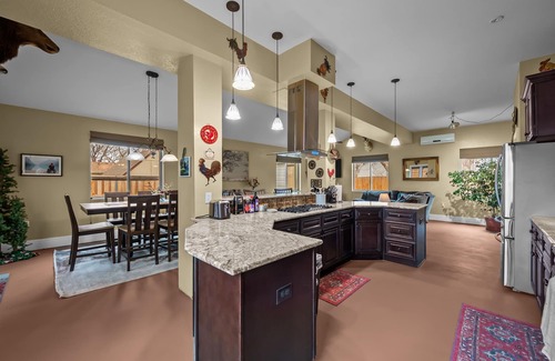 Creighton House | New Listing! Hot Tub & Gym | Minutes to Red Rocks Ampitheater