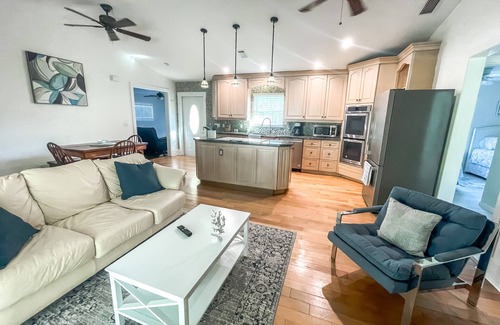Naples House | New Listing - Private 3 bed, 2 bath home with large, fenced in backyard