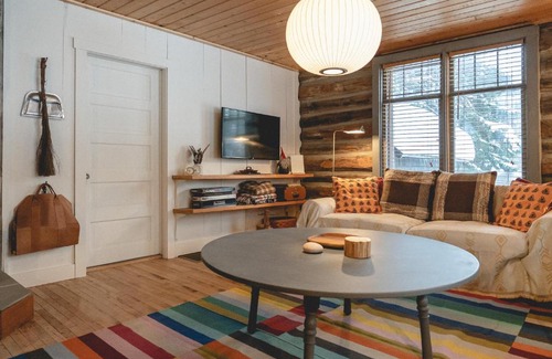 Alanson House | NEW! Log cabin retreat with modern updates sleeps 14