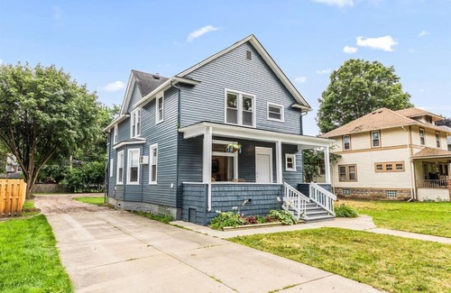 Mount Clemens Apartment | New! Luxury 1BR Flat near Downtown Mount Clemens