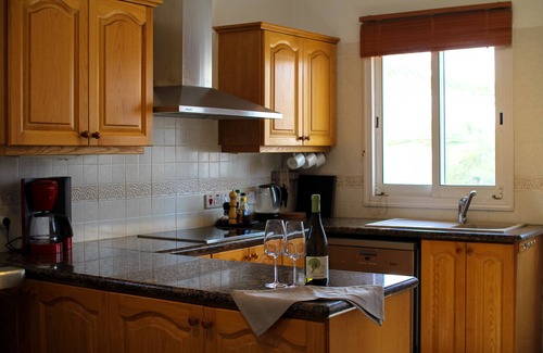 Chlorakas Villa | NEW! Luxury 8 bed villa with magnificent roof terrace, 100m from the sea.