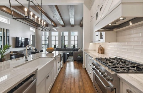 Faubourg Lafayette House | New Luxury Home | Heated Pool & Spa
