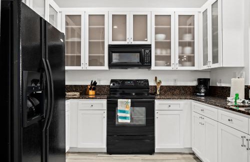 Palm Coast Apartment | New Luxury Ocean Front 3 bedroom2 bath condo sleeps 8 Cinnamon Beach Resort