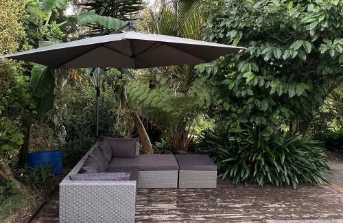 Auckland Apartment | New Lynn Self- Contained Unit near Golf Course