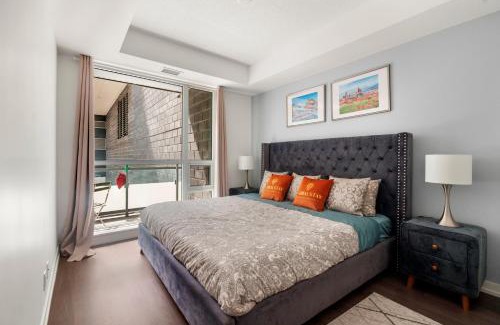 Yonge-Eglinton Apartment | New Modern 2 Bedroom 2 Bath Apartment with Balcony