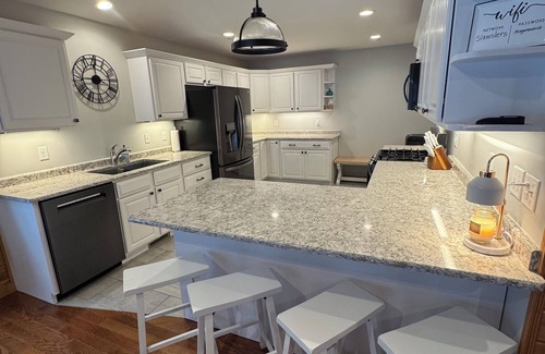 Spooner House | New Nautical Neighbors Lake Home on Spooner Lake, sleeps 16