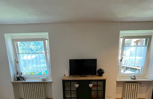Pallusieux Condo | New Newly Renovated Apartment Palleusieux