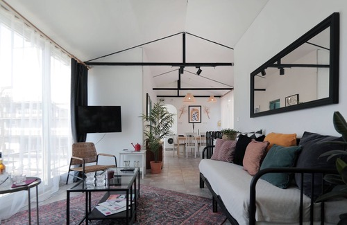 Pera Apartment | NEW! Next to Istiklal Street a Stunning 5BR Duplex