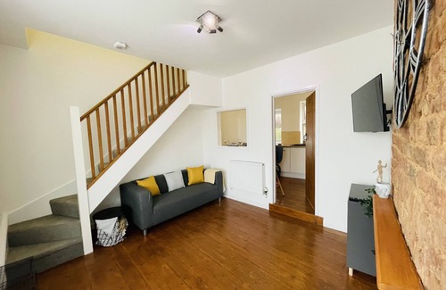 Exeter House | New North House - Accommodation by STAYTOR