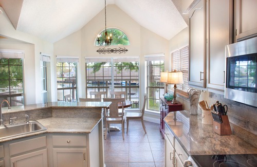 Slidell House | New Orleans Area Beautiful Waterfront Home 4BR with Private Boat Dock
