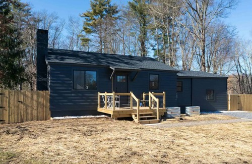 New Paltz House | New Paltz Zen Wellness Cabin w/Hot Tub