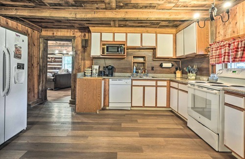 Fishertown Cabin | New Paris Cabin ~ 11 Mi to Shawnee State Park