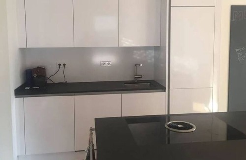Bockenheim Apartment | New penthouse with 3 Bedrooms , walk to Messe