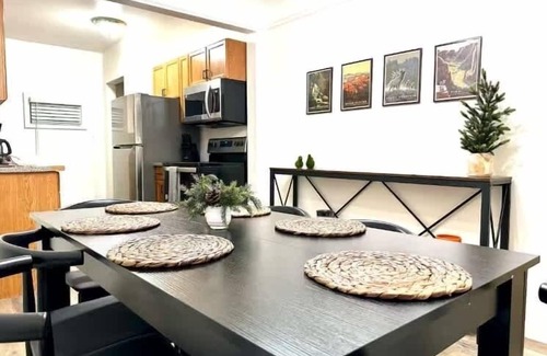 Pontiac House | NEW! Pontiac Family-Friendly 3BR