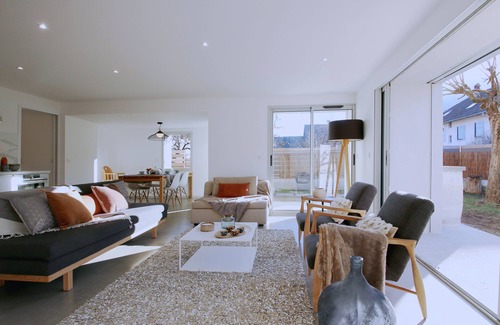 Cessenaz Apartment | New - PRIVATE GARDEN - 500m from the lake - 1 parking lot - 4 stars mountain view