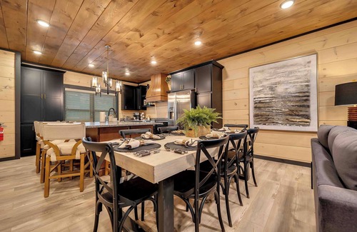 Sevierville Cabin | NEW Private Pool & Waterpark, Close to attractions