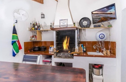 Cansalades Villa | *New* - Private & Spacious for 8