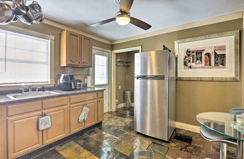 East Hartford House | New!Quaint & Convenient Hideaway: Great Location