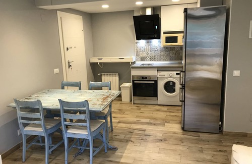 Boadilla del Monte Apartment | New, quiet, bright, fully equipped apartment with garden and pool
