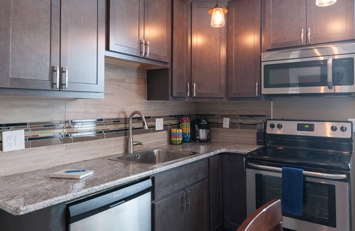 St. Louis House | ☆ New Renovate ☆ Holly Hills☆Carondelet Park☆Yard