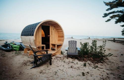Greenbush House | New renovated bathroom & new roof - Lake Huron 1