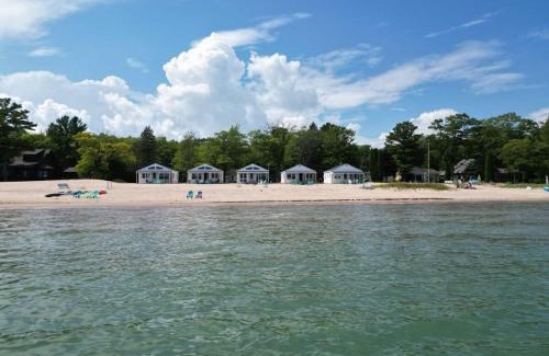Greenbush House | New renovated bathroom & new roof - Lake Huron 2